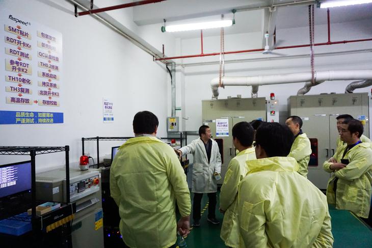 SSD是怎么制造的？小编带你走进士必得制造工厂